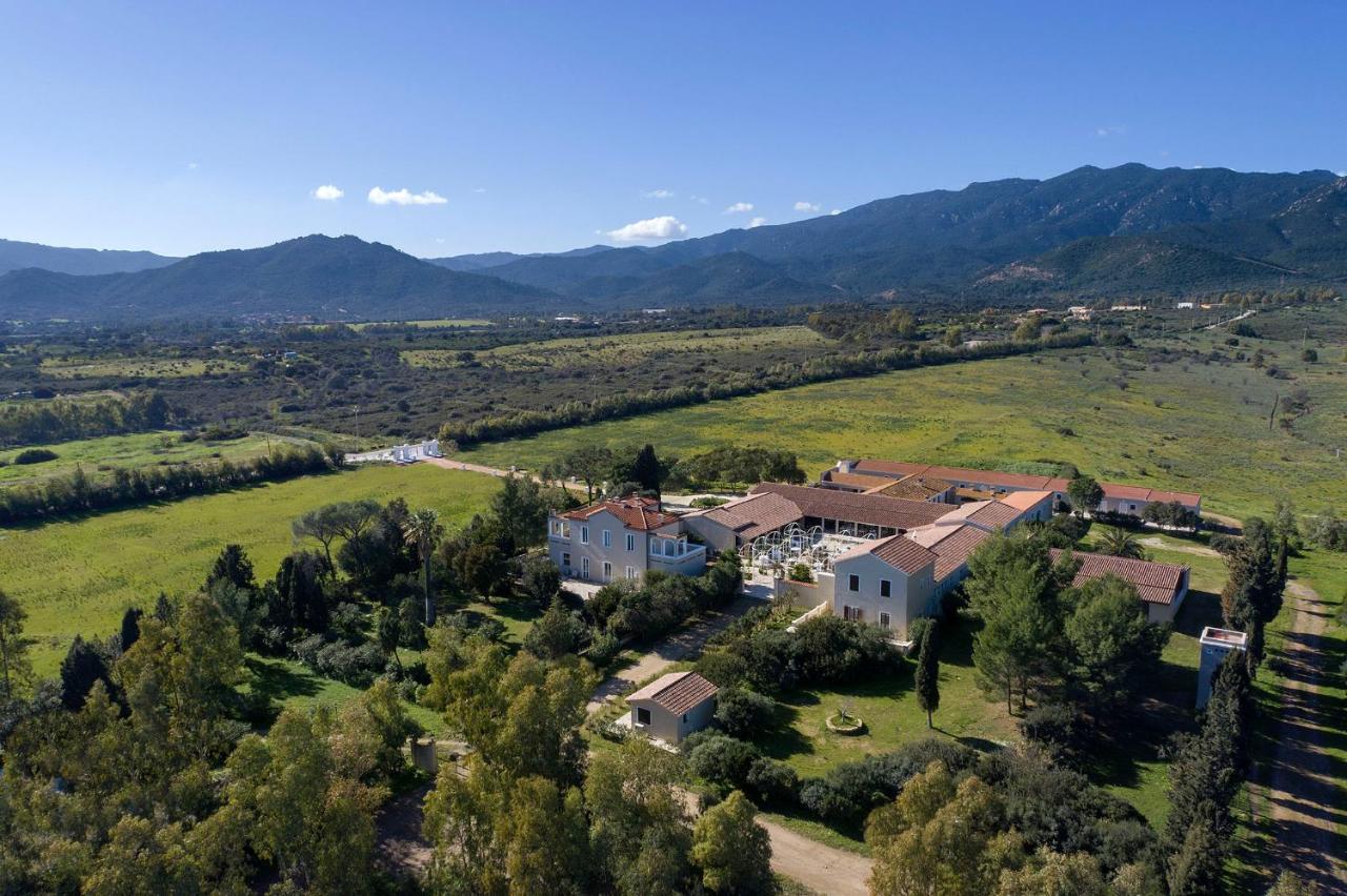Villa Cavalieri Country Hotel Pula Exterior foto
