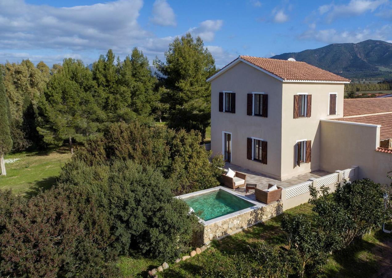 Villa Cavalieri Country Hotel Pula Exterior foto