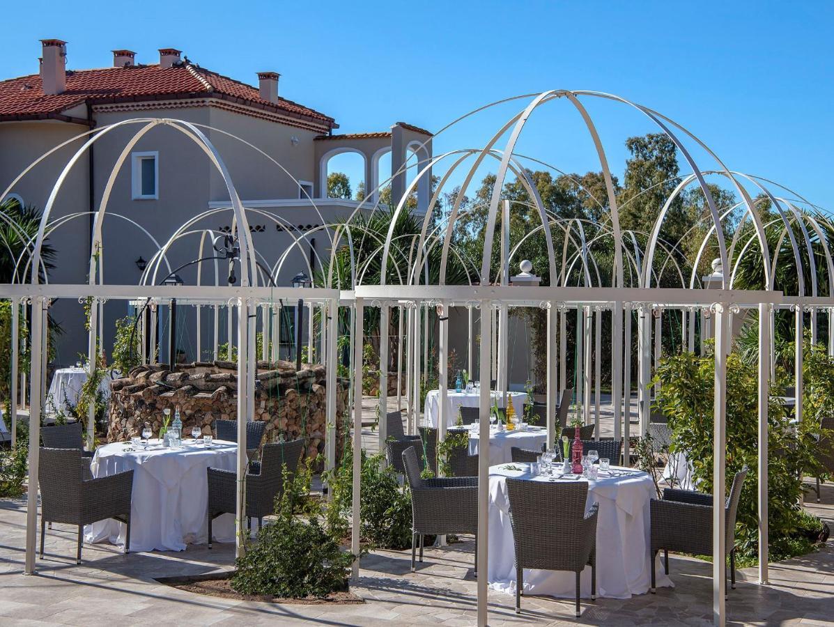 Villa Cavalieri Country Hotel Pula Exterior foto